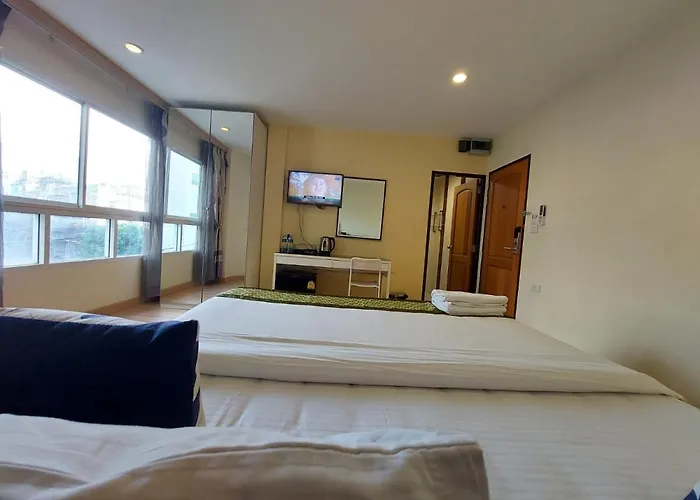 V Check Sukhumvit 22 Бангкок