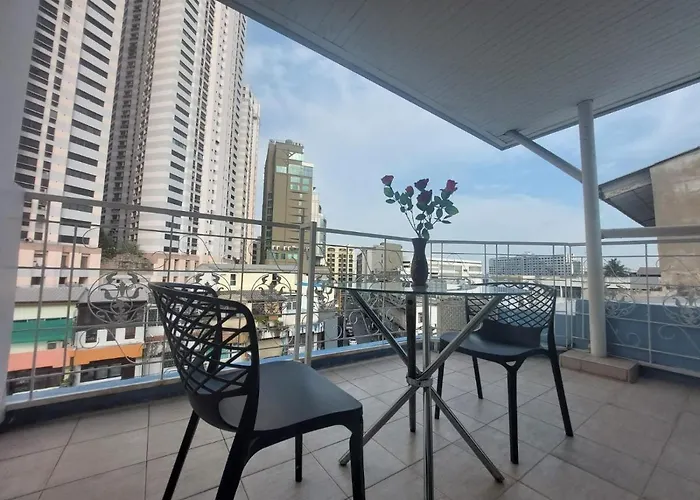 V Check Sukhumvit 22