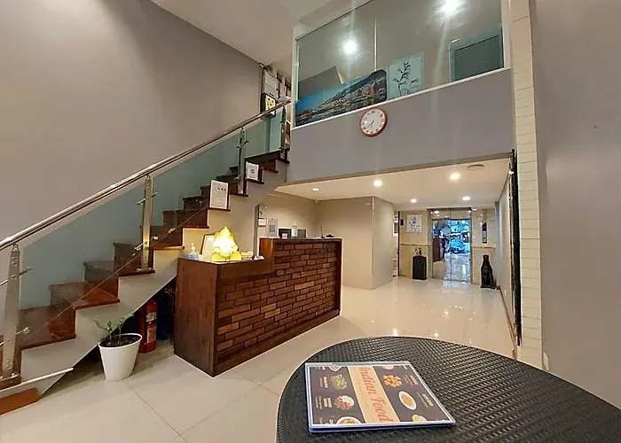V Check Sukhumvit 22 Бангкок