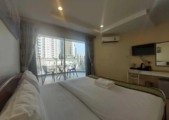 V Check Sukhumvit 22 Hotel 3*